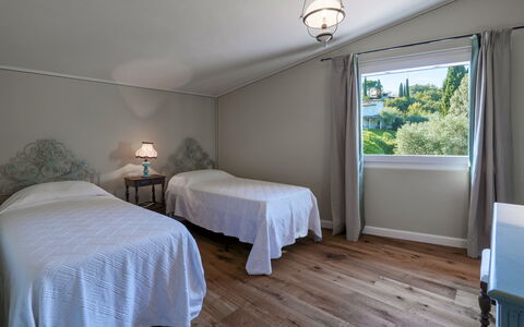 Villa del Prato 8: Meubles, Design Intérieur, Sol, Sol, Plafond, Lit, Éclairage, Chambre, Pièce, Domicile