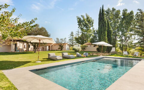 Casale Rondinella 6+2: Arbre, Piscine, Jardin, Lot Terre, Aménagement Paysager, Ombre, Recours, Pelouse, Biens, Eco Hôtel