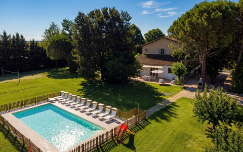 Nonna Isa 12: Piscine, Biens, Pelouse, Jardin, Mobilier De Jardin, Ferme, Arrière-Cour, Cour, Recours, Ombre