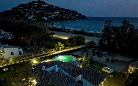 Villa Sandra 10: L'Eau, Piscine, Recours, Eco Hôtel, Ville Resort, Hôtel, Tropiques, Villa, Hacienda