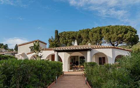 Villa Sandra 10: Arbuste, Biens, Hacienda, Jardin, Aménagement Paysager, Villa, Ferme, Ombre, Cour, Arcade
