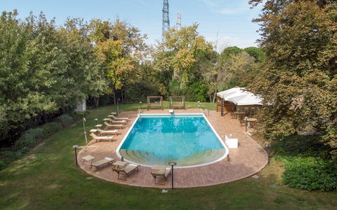 La Scuderia 8: Piscine, Recours, Ombre, Thermes, Mobilier De Jardin, Eco Hôtel, Loisir, Jardin, Hacienda, Biens