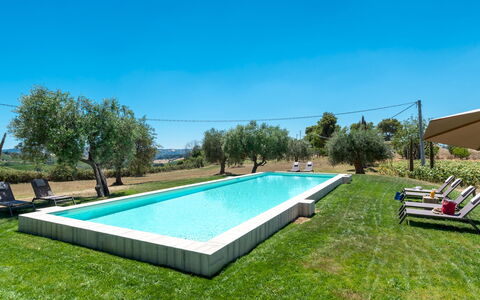 La Buona Maniera 10: Bleu, Piscine, Biens, Hacienda, Ferme, Recours, Villa, Arrière-Cour, Aménagement Paysager, Eco Hôtel