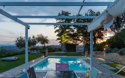 Casalina 8: Piscine, Recours, Ombre, Structure En Plein Air, Eco Hôtel, Mobilier De Jardin, Patio, Pergola, Jardin, Villa