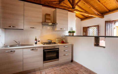 Vigne Dell'Etna 6: Cuisine, Appareil De Cuisine, Comptoir, Principaux Appliance, Evier, Design Intérieur, Meubles, Sol, Bois, Électroménager
