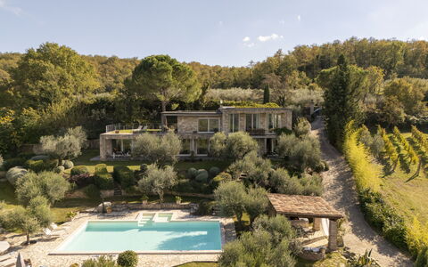 Brightline Villa 8: Végétation, Arbuste, Domicile, Biens, Communauté Des Plantes, Jardin, Eco Hôtel, Hacienda, Ferme, Manoir