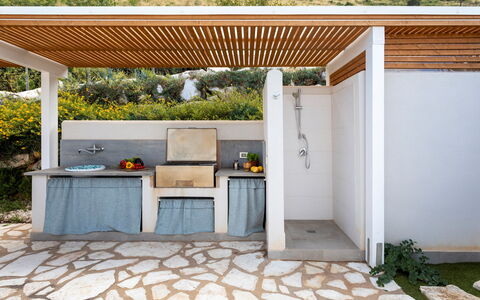 Villa dei Sospiri 4: Ombre, Mobilier De Jardin, Jardin, Structure En Plein Air, Cuisine, Tache De Bois, Conception, Arrière-Cour, Pergola, Plante D'Appartement