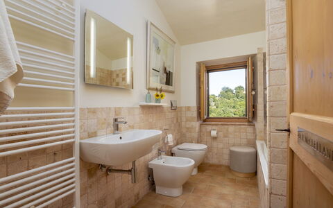 Casale la Cascina 8: Mur, Sol, Sol, Design Intérieur, Porte, Domicile, Luminaire Plomberie, Salle De Bains, Pièce, Plafond