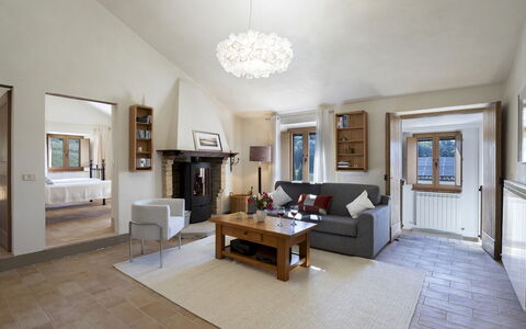 Casale la Cascina 8: Meubles, Design Intérieur, Canapé, Sol, Mur, Sol, Plafond, Salon, Bois, Pièce