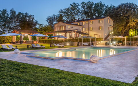 Villa Ginevra 12: Piscine, Recours, Zone Résidentielle, Biens, Mobilier De Jardin, Villa, Loisir, Hôtel, Thermes, Eco Hôtel