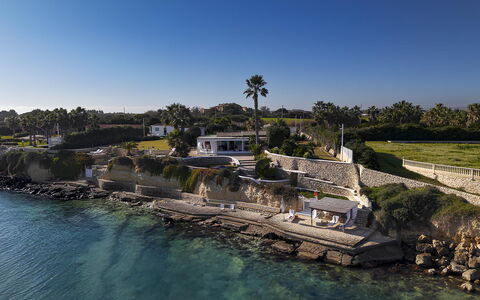 Baia L'Aura 8: Côte, Cotiers Et Relief Océaniques, Mer, Rive, Océan, Tropiques, Plage, Baie, Promontoire
