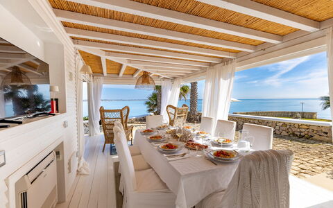 Baia L'Aura 8: Meubles, Table, Chaise, Recours, Design Intérieur, Table Cuisine Et Salle A Manger, Mer, Eco Hôtel, Ombre, Mobilier De Jardin