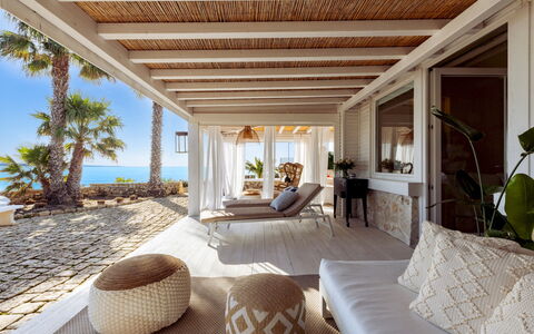 Baia L'Aura 8: Bois, Meubles, Recours, Design Intérieur, Chaise, Mobilier De Jardin, Eco Hôtel, Plafond, Ombre, Balcon