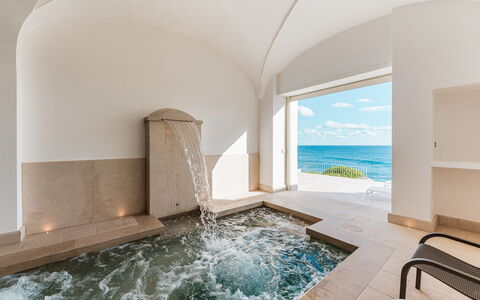 Villa Aristula 11: Mer, Côte, Océan, Piscine, Recours, Plage, Hôtel, Baie, Ville Resort