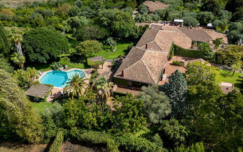 Linera 10: Biens, Jardin, Piscine, Recours, Eco Hôtel, Ferme, Aménagement Paysager, Hacienda, Villa, Manoir