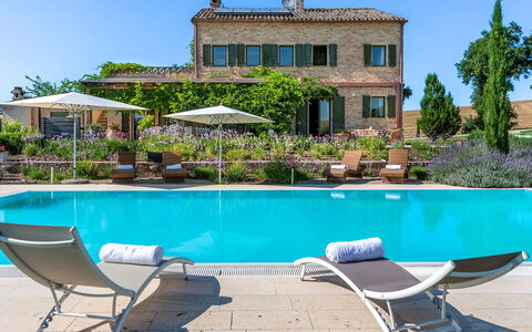 Casa Sant'Elia 7+3: Piscine, Recours, Mobilier De Jardin, Parapluie, Balancelle, Biens, Eco Hôtel, Loisir, Thermes, Villa
