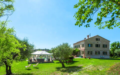 Casa Sant'Elia 7+3: Jardin, Biens, Loisir, Pelouse, Aménagement Paysager, Ferme, Parc, Plantation, Manoir, Villa