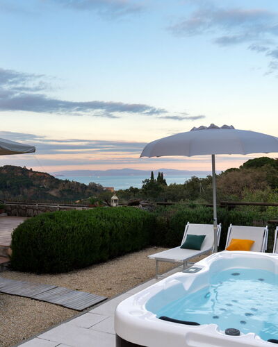 Villa Perelle 8: Recours, Piscine, Eco Hôtel, Parapluie, Mobilier De Jardin, Aménagement Paysager, Ville Resort, Hôtel, Tropiques, Plante D'Appartement