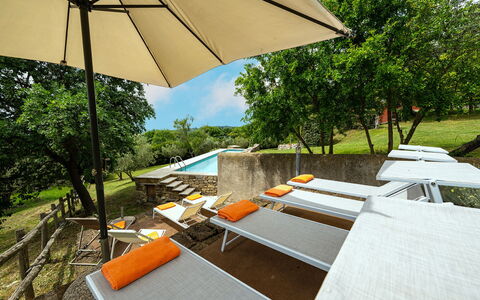 Villa Il Ritiro 8: Mobilier De Jardin, Piscine, Balancelle, Meubles, Parapluie, Recours, Jardin, Eco Hôtel, Ombre, Chaise