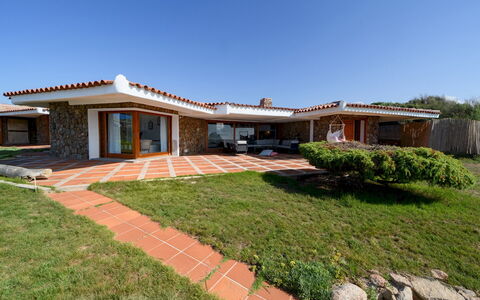 Villa Portobello 10+2: Arbuste, Domicile, Toit, Biens, Ferme, Jardin, Hacienda, Aménagement Paysager, Ombre, Villa