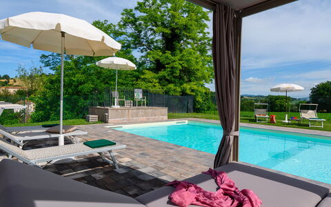 Villa Isola 8+2: Piscine, Mobilier De Jardin, Meubles, Recours, Parapluie, Balancelle, Chaise, Jardin, Ombre, Loisir