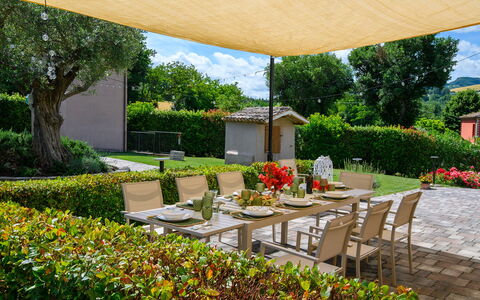Villa Isola 8+2: Meubles, Mobilier De Jardin, Table, Ombre, Jardin, Chaise, Tableau De Plein Air, Arrière-Cour, Patio, Pelouse