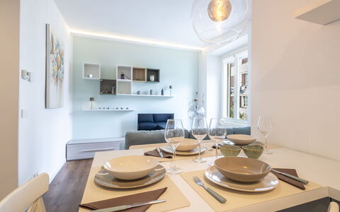 Genzianella Alpine Apartment: Sol, Sol, Plafond, Design Intérieur, Comptoir, Cuisine, Cabinetry, Pièce, Principaux Appliance, Luminaire