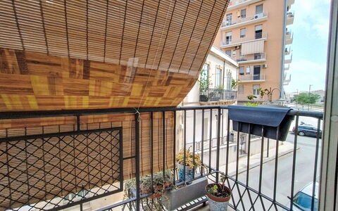 La Casa di Mary: Biens, Aménagement Paysager, Villa, Haie, Balcon