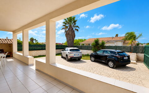Villa Franca: Domicile, Biens, Ombre, Villa, Hacienda, Structure En Plein Air, Balcon, Recours, Manoir