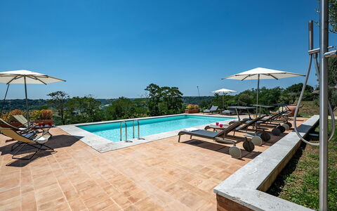 Tenuta Orsini 9+3: Piscine, Mobilier De Jardin, Recours, Parapluie, Balancelle, Meubles, Nuage, Eco Hôtel, Chaise, Ombre
