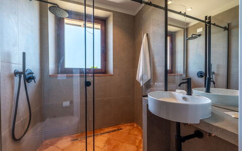 Tenuta Orsini 9+3: Mur, Sol, Bois, Design Intérieur, Luminaire Plomberie, Sol, Salle De Bains, Éclairage, Plafond, Plomberie