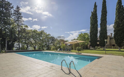 Casa Clara Pool, Casole Elsa, Monti: Bleu, Arbre, Piscine, Ombre, Jardin, Aménagement Paysager, À Feuilles Persistantes, Mobilier De Jardin, Recours