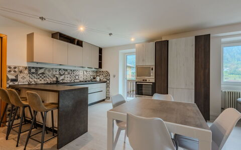 Federica: Meubles, Design Intérieur, Sol, Sol, Bois, Comptoir, Plafond, Cuisine, Parquet, Luminaire