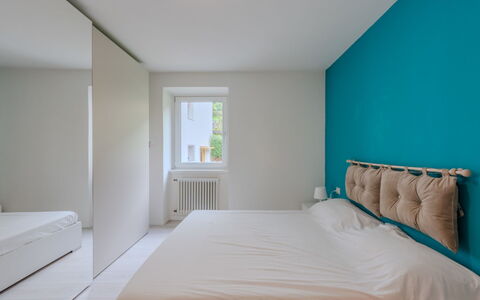 Federica: Design Intérieur, Meubles, Mur, Sol, Sol, Chambre, Bois, Lit, Pièce, Domicile