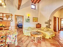 Logement:&nbsp;Montescalari 6