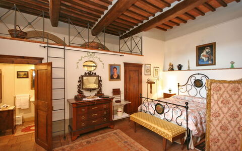 Santo Agostino: Pièce, Propriété, Bâtiment, Design Intérieur, Plafond, Maison, Meubles, Immobilier, Architecture, Domicile