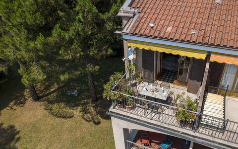 Residenza del Pascià: Balcon, Porche, Ombre, Villa, Balustrade, Balustre, Eco Hôtel, Plante D'Appartement