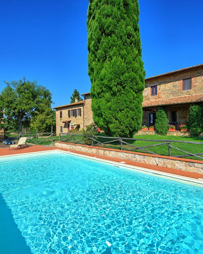 Il Frantoio: Piscine, Propriété, Immobilier, Bâtiment, Maison, Biens, Loisir, Architecture, Villa, Zone Résidentielle