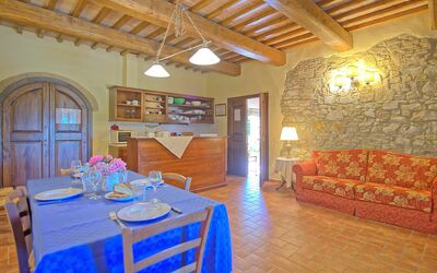 San Donato 2: Pièce, Propriété, Bâtiment, Design Intérieur, Meubles, Immobilier, Maison, Plafond, Biens, Sol