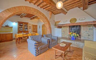 San Donnino 5: Pièce, Propriété, Bâtiment, Meubles, Immobilier, Salon, Design Intérieur, Maison, Domicile, Plafond