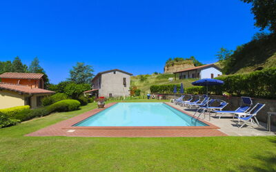 Le Balze: Piscine, Établissements Humains, Chalet, Biens, Ferme, Hacienda, Eco Hôtel, Recours, Village, Villa