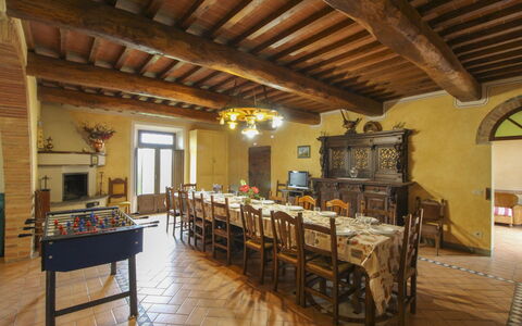 Casa Bella: Meubles, Mur, Table, Design Intérieur, Bois, Sol, Chaise, Table Cuisine Et Salle A Manger, Plafond, Salle À Manger