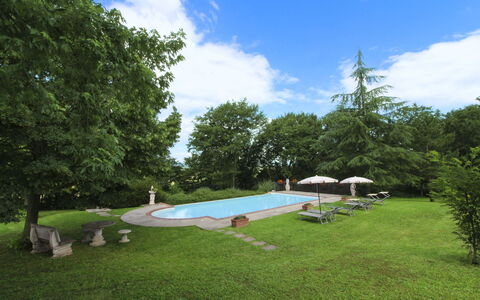 Villa Cecilia: Maison, Domicile, Biens, Chalet, Pelouse, Jardin, Aménagement Paysager, Ferme, Hacienda, Cour