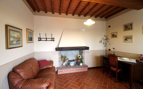Agriturismo Arcobaleno: Pièce, Propriété, Bâtiment, Meubles, Salon, Design Intérieur, Plafond, Maison, Sol, Immobilier
