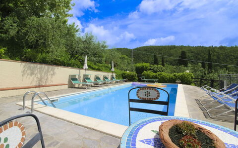 Agriturismo Arcobaleno: Piscine, Recours, Eco Hôtel, Pot De Fleur, Hôtel, Mobilier De Jardin, Plante D'Appartement, Villa, Ville Resort