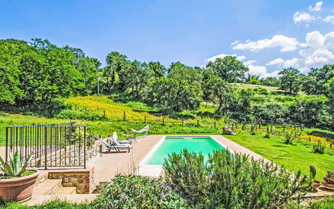 Casalini: Arbuste, Jardin, Piscine, Biens, Ferme, Aménagement Paysager, Pelouse, Plantation, Eco Hôtel, Cour
