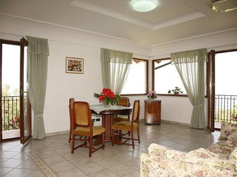 Logement:&nbsp;Faraglioni 1