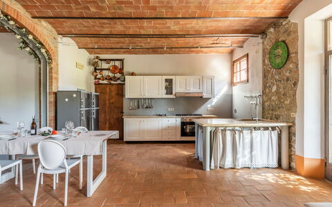 Villa Castiglione: Meubles, Design Intérieur, Sol, Mur, Bois, Sol, Plafond, Cuisine, Éclairage, Pièce