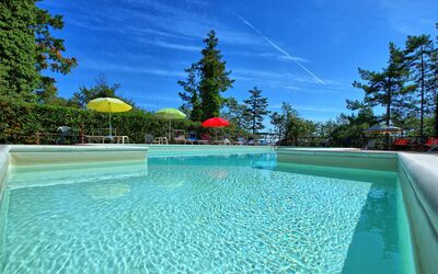 Villa Lorenzo: Piscine, Propriété, Loisir, Immobilier, Maison, L'Eau, Bâtiment, Vacances, Biens, Villa