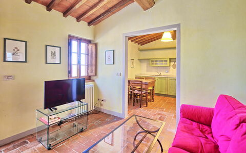 Tenuta: Pièce, Propriété, Meubles, Bâtiment, Maison, Design Intérieur, Plafond, Immobilier, Sol, Salon